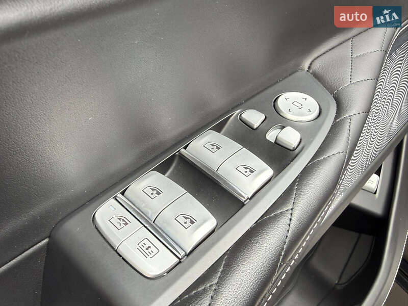 Седан BMW 7 Series 2020 в Ровно