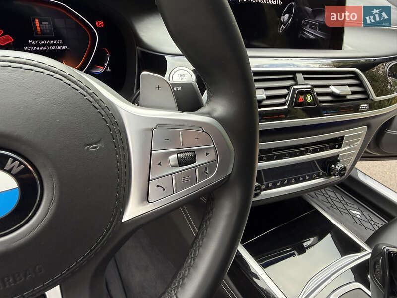 Седан BMW 7 Series 2020 в Ровно
