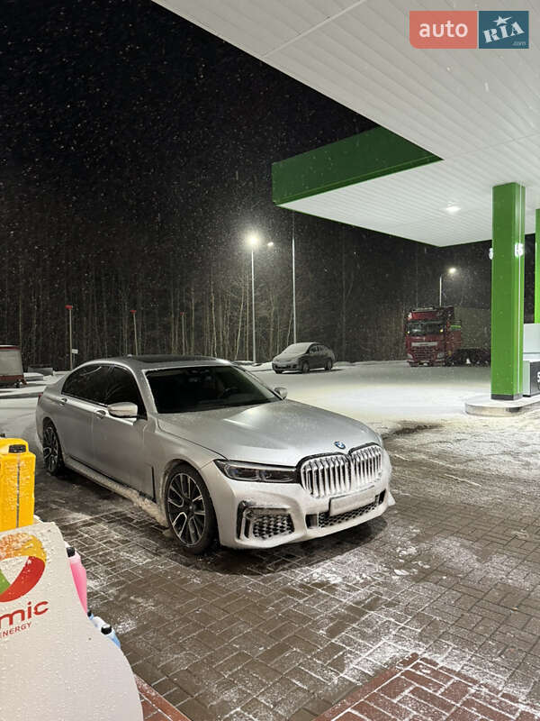 Седан BMW 7 Series 2018 в Киеве
