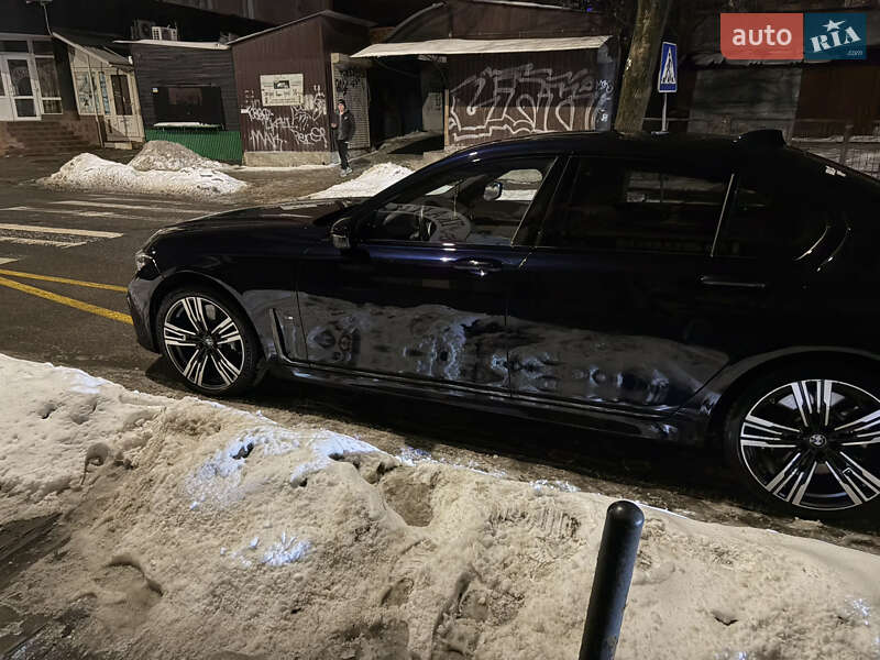 Седан BMW 7 Series 2022 в Ивано-Франковске фото 15 Седан BMW 7 Series 2022 в Ивано-Франковске