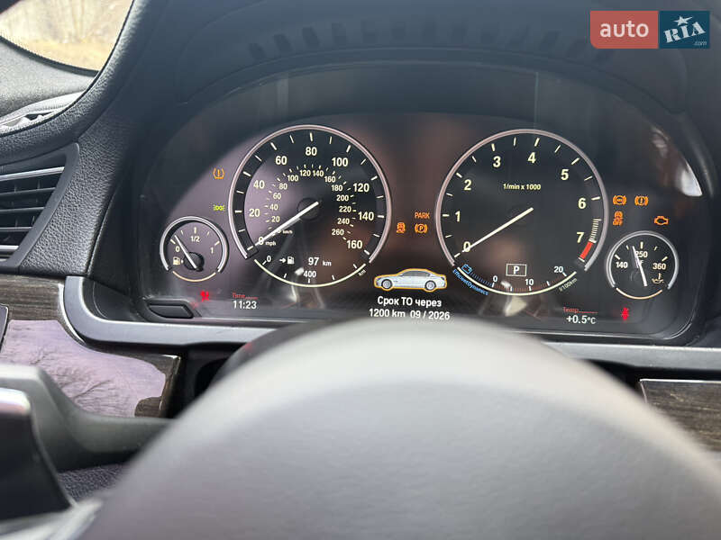 Седан BMW 7 Series 2011 в Львове