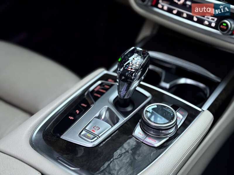 Седан BMW 7 Series 2017 в Одессе фото 9 Седан BMW 7 Series 2017 в Одессе
