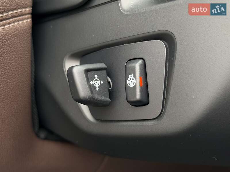 Седан BMW 7 Series 2017 в Киеве