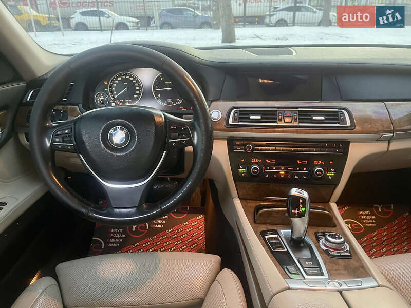 Седан BMW 7 Series 2010 в Киеве