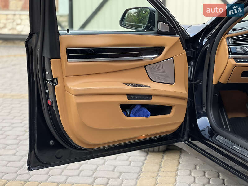 Седан BMW 7 Series 2013 в Тернополе