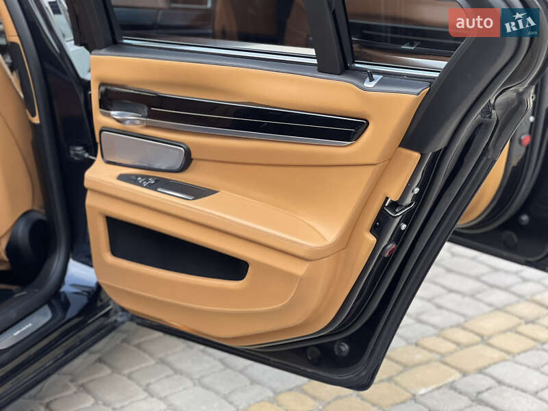 Седан BMW 7 Series 2013 в Тернополе