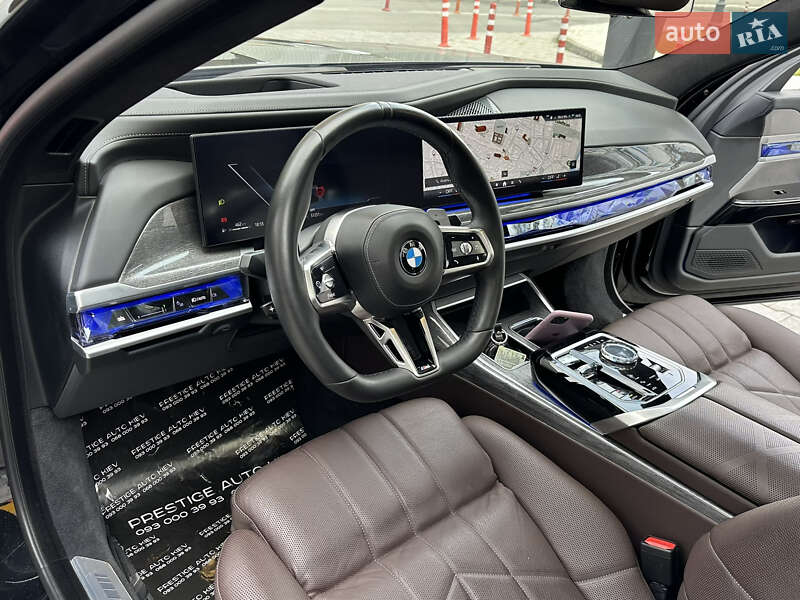Седан BMW 7 Series 2022 в Киеве