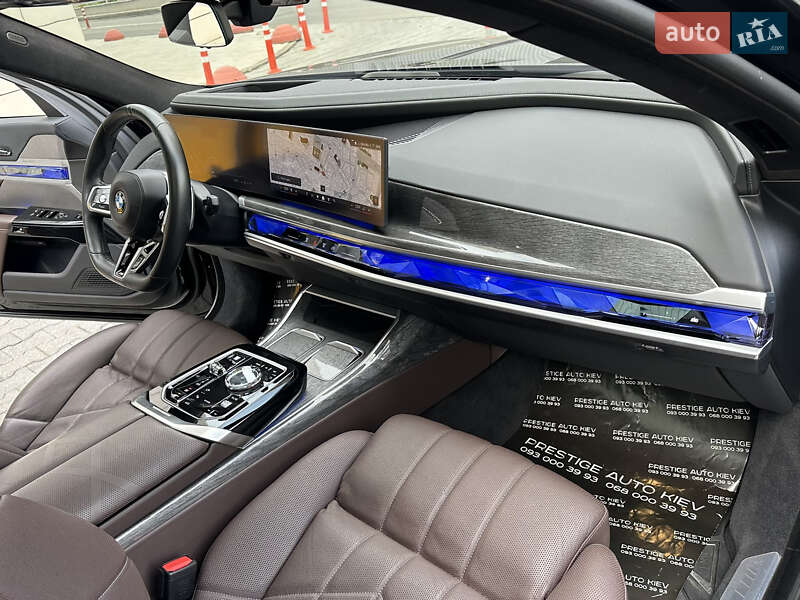 Седан BMW 7 Series 2022 в Киеве
