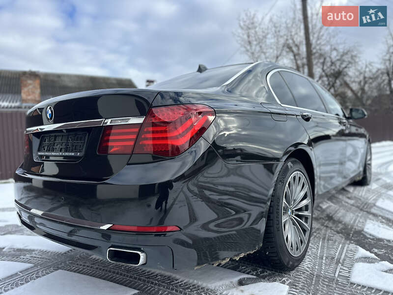 Седан BMW 7 Series 2013 в Владимире
