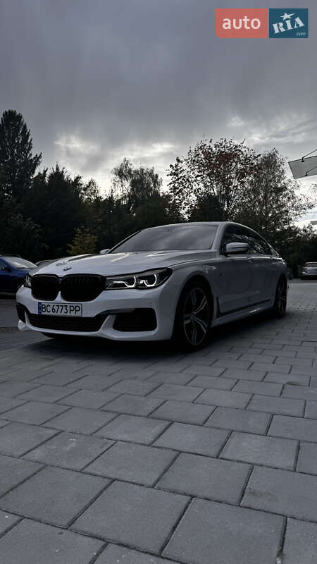 Седан BMW 7 Series 2016 в Львове