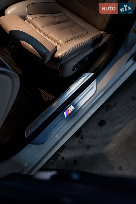 Седан BMW 7 Series 2016 в Львове