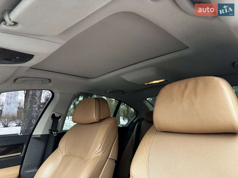 Седан BMW 7 Series 2012 в Киеве