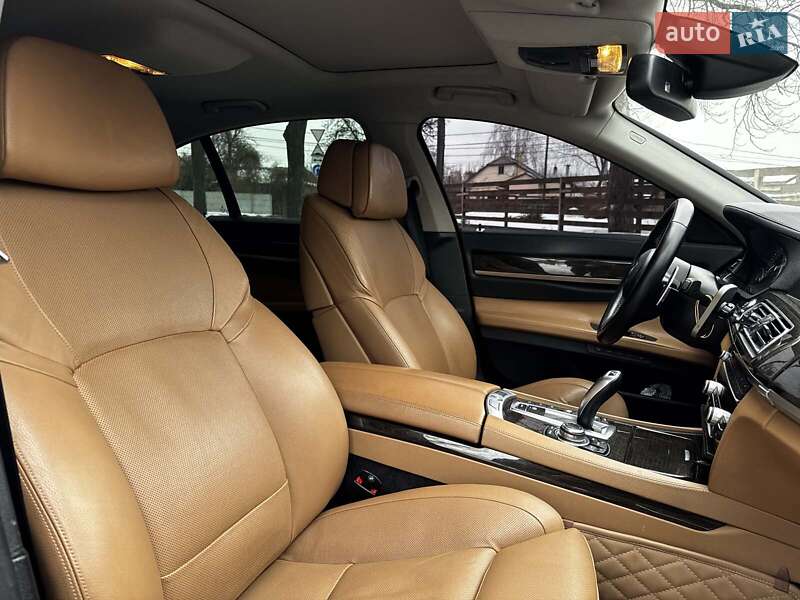 Седан BMW 7 Series 2012 в Киеве