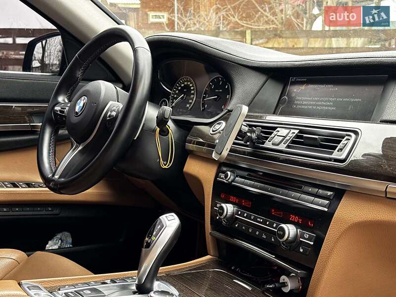 Седан BMW 7 Series 2012 в Киеве