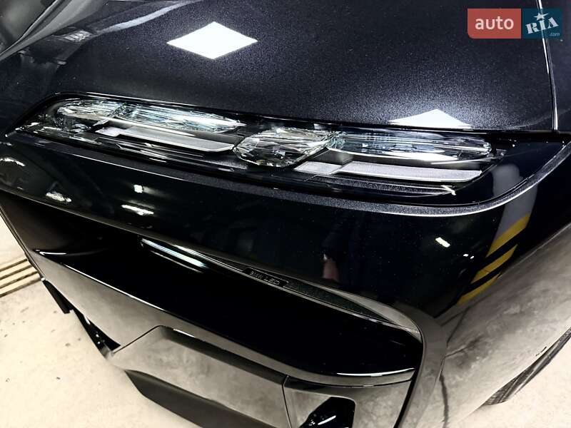 Седан BMW 7 Series 2024 в Киеве
