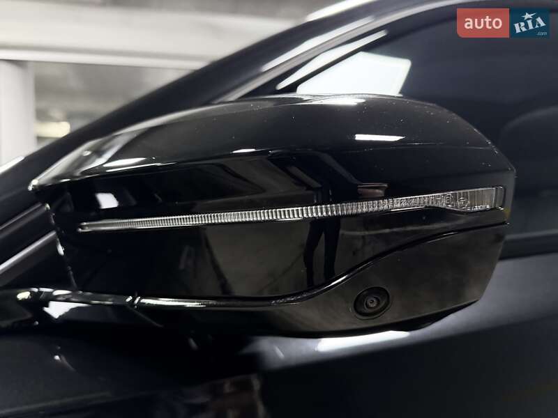 Седан BMW 7 Series 2024 в Киеве