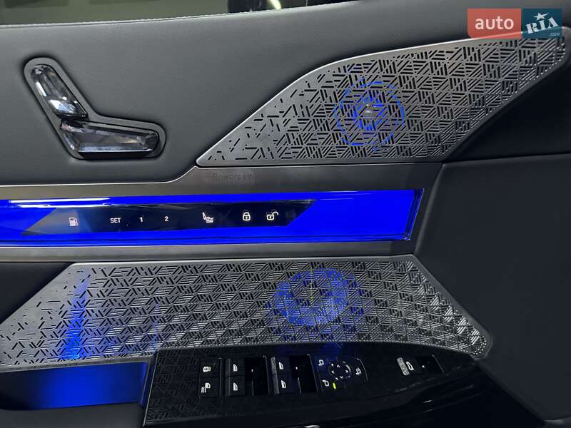 Седан BMW 7 Series 2024 в Киеве