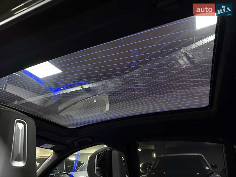 Седан BMW 7 Series 2024 в Киеве