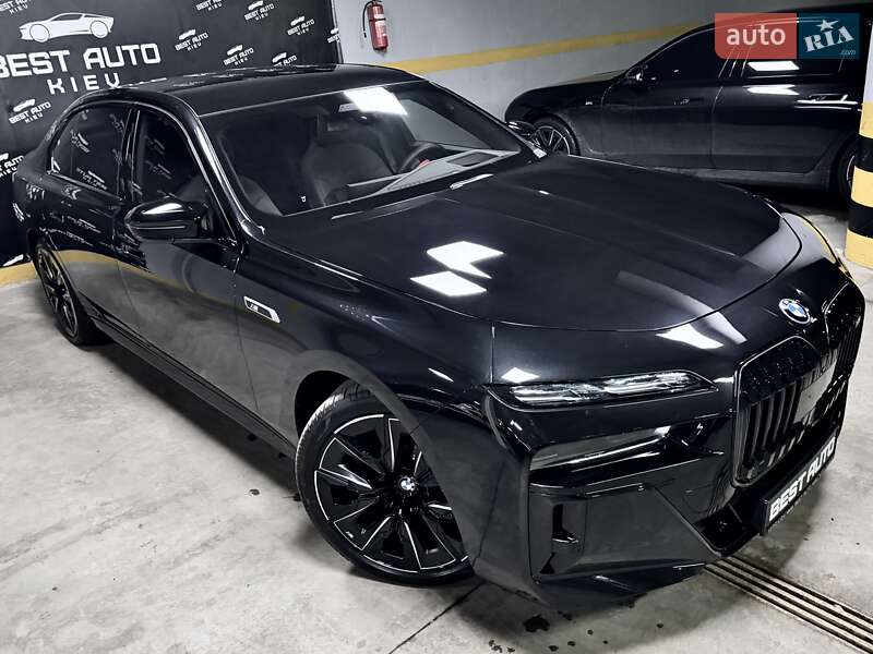 Седан BMW 7 Series 2024 в Киеве