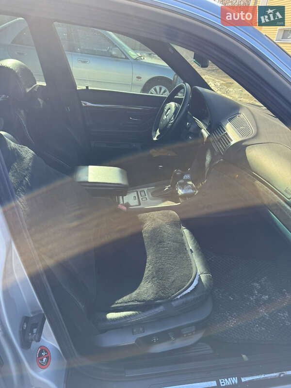 Седан BMW 7 Series 1998 в Броварах