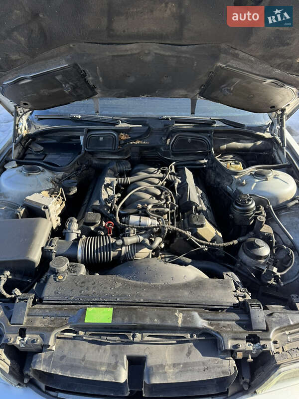 Седан BMW 7 Series 1998 в Броварах
