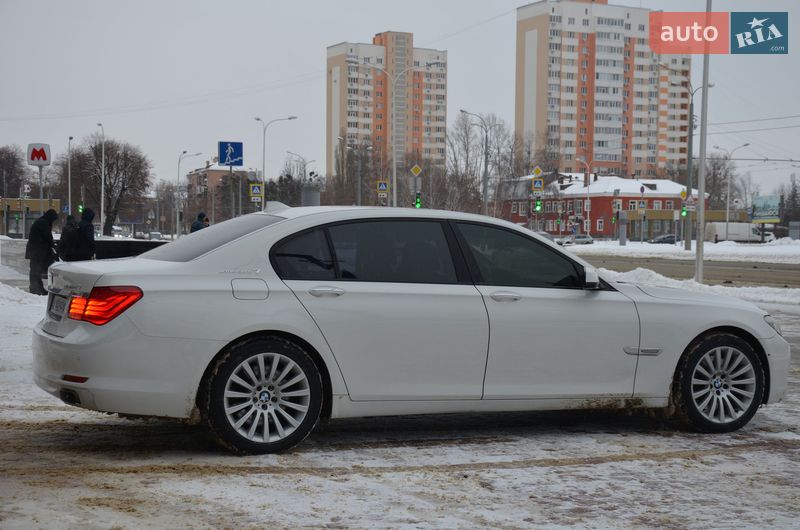 Седан BMW 7 Series 2010 в Харькове