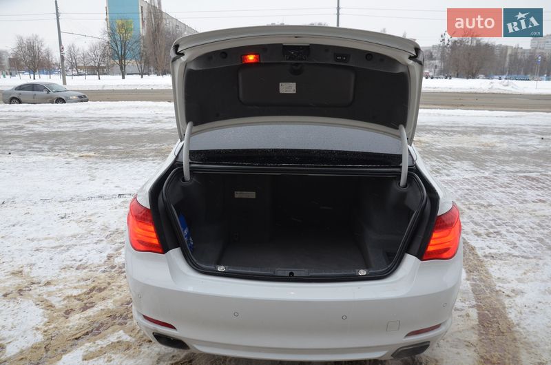 Седан BMW 7 Series 2010 в Харькове