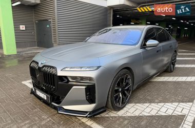 Седан BMW 7 Series 2023 в Киеве