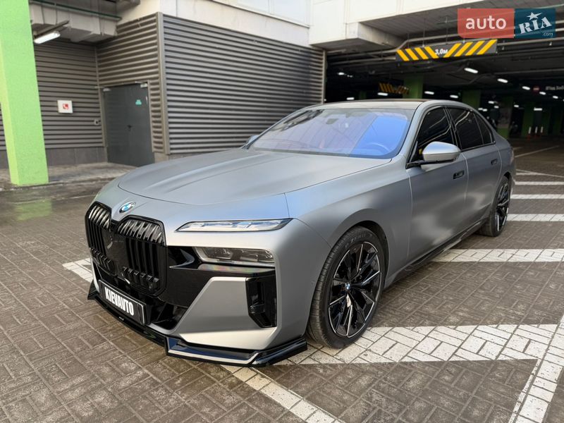 Седан BMW 7 Series 2023 в Киеве фото Седан BMW 7 Series 2023 в Киеве