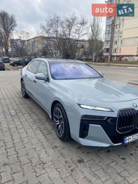 Седан BMW 7 Series 2024 в Каменском