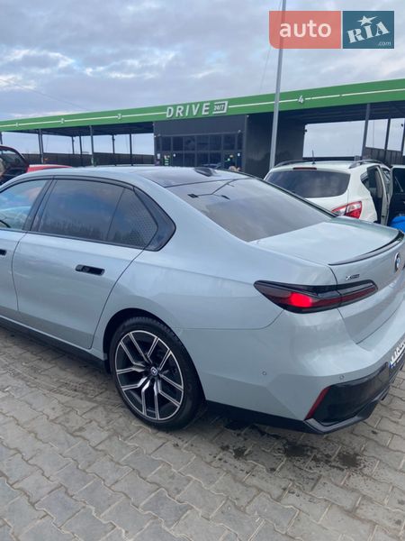 Седан BMW 7 Series 2024 в Каменском