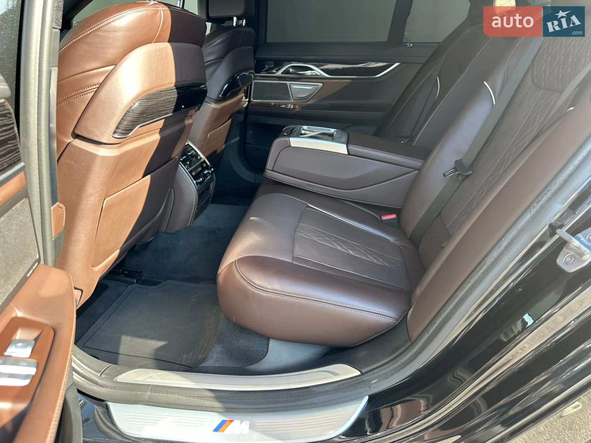 2017 BMW 7er - мініатюра 23