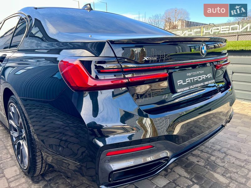 Седан BMW 7 Series 2022 в Киеве