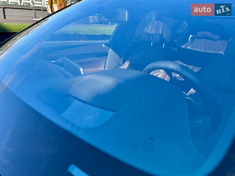 Седан BMW 7 Series 2022 в Киеве