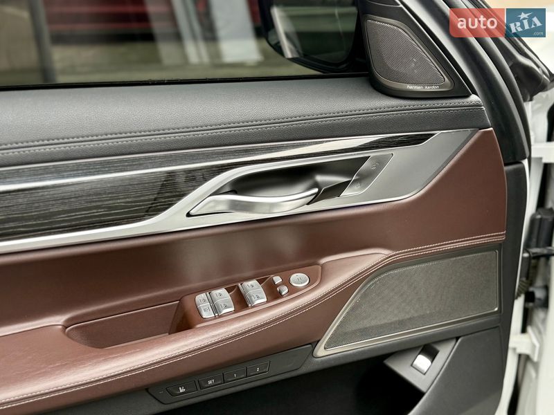 Седан BMW 7 Series 2019 в Києві