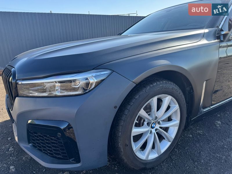 Седан BMW 7 Series 2019 в Киеве