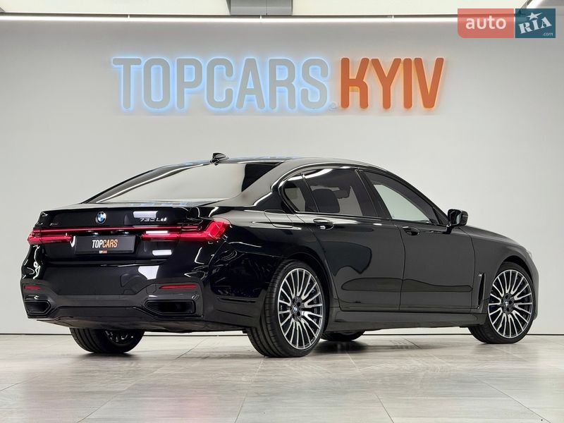 Седан BMW 7 Series 2022 в Киеве