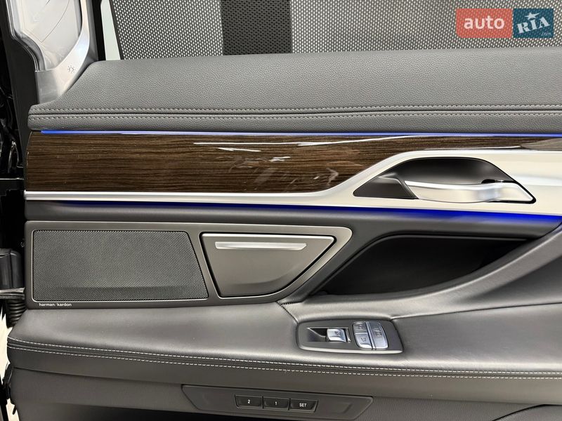 Седан BMW 7 Series 2022 в Киеве