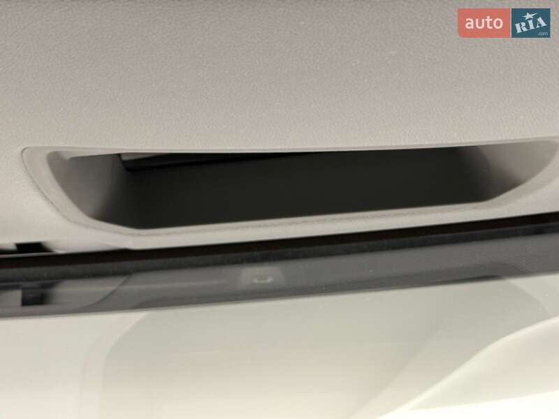 Седан BMW 7 Series 2022 в Киеве