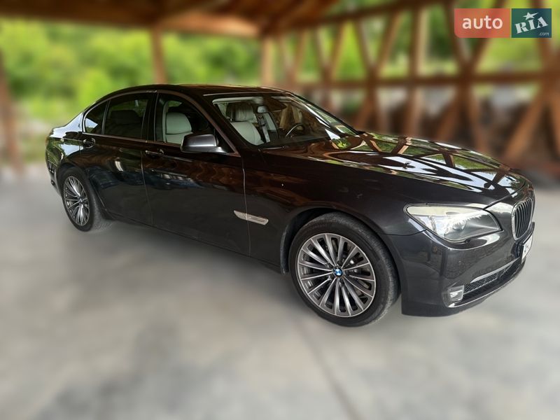 Седан BMW 7 Series 2009 в Киеве