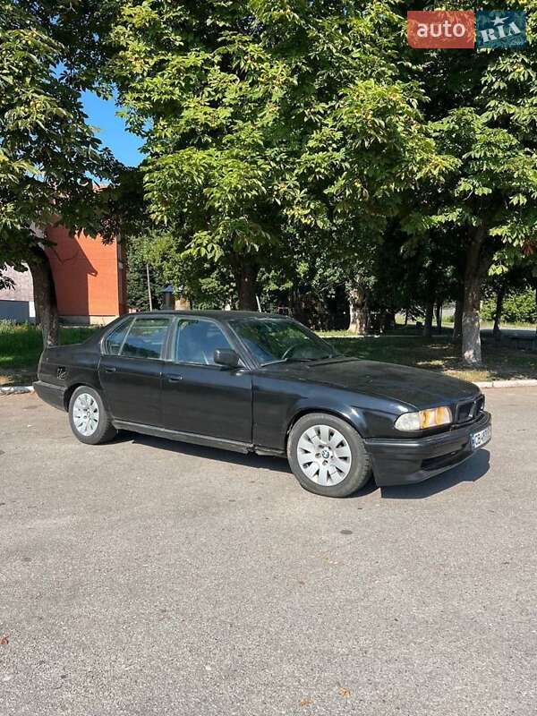 Седан BMW 7 Series 1988 в Чернігові
