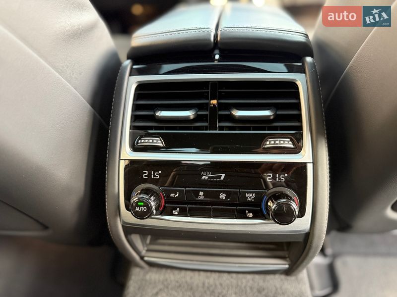 Седан BMW 7 Series 2022 в Дніпрі