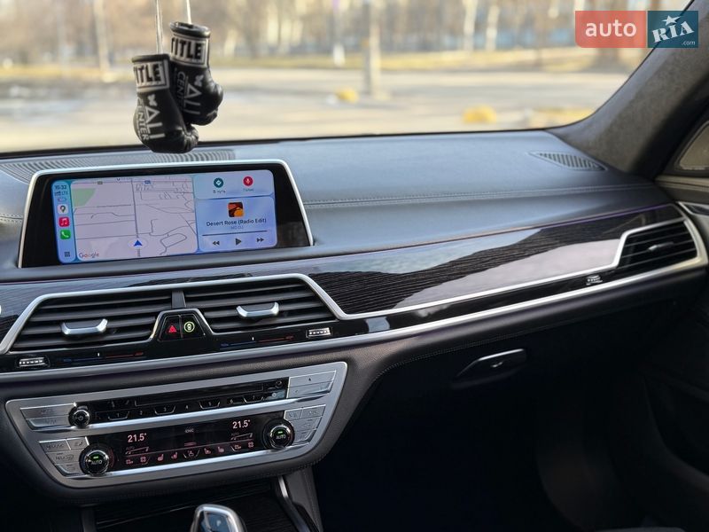 Седан BMW 7 Series 2022 в Дніпрі