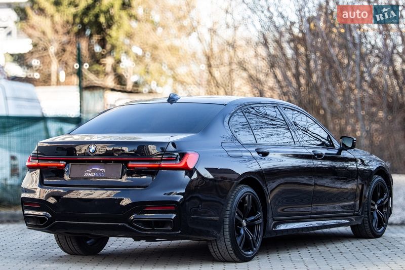 Седан BMW 7 Series 2018 в Львове
