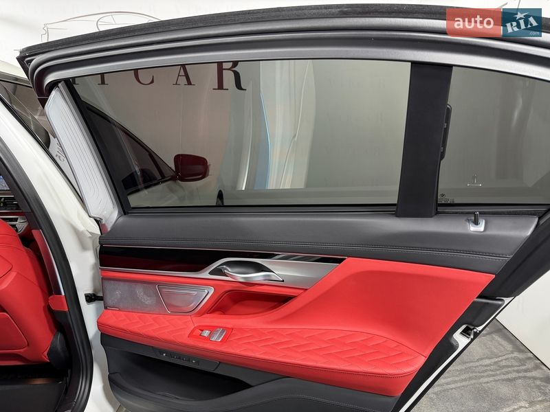 Седан BMW 7 Series 2021 в Киеве