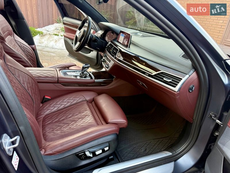 Седан BMW 7 Series 2019 в Киеве