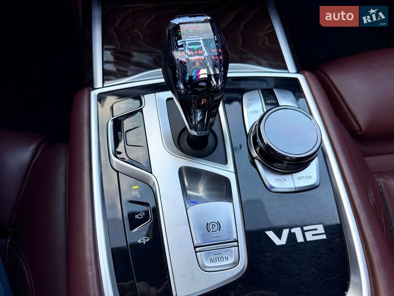 Седан BMW 7 Series 2019 в Киеве