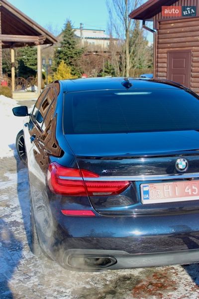 Седан BMW 7 Series 2017 в Владимире