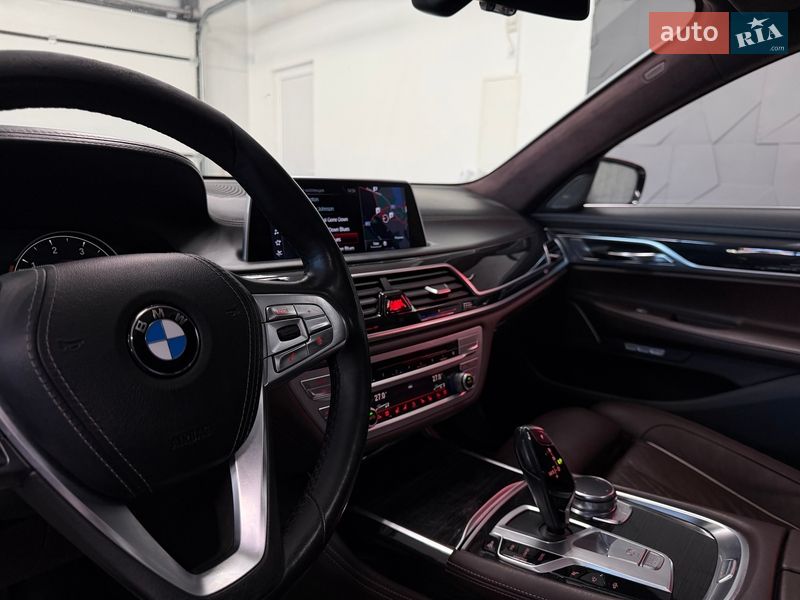 Седан BMW 7 Series 2016 в Тернополе