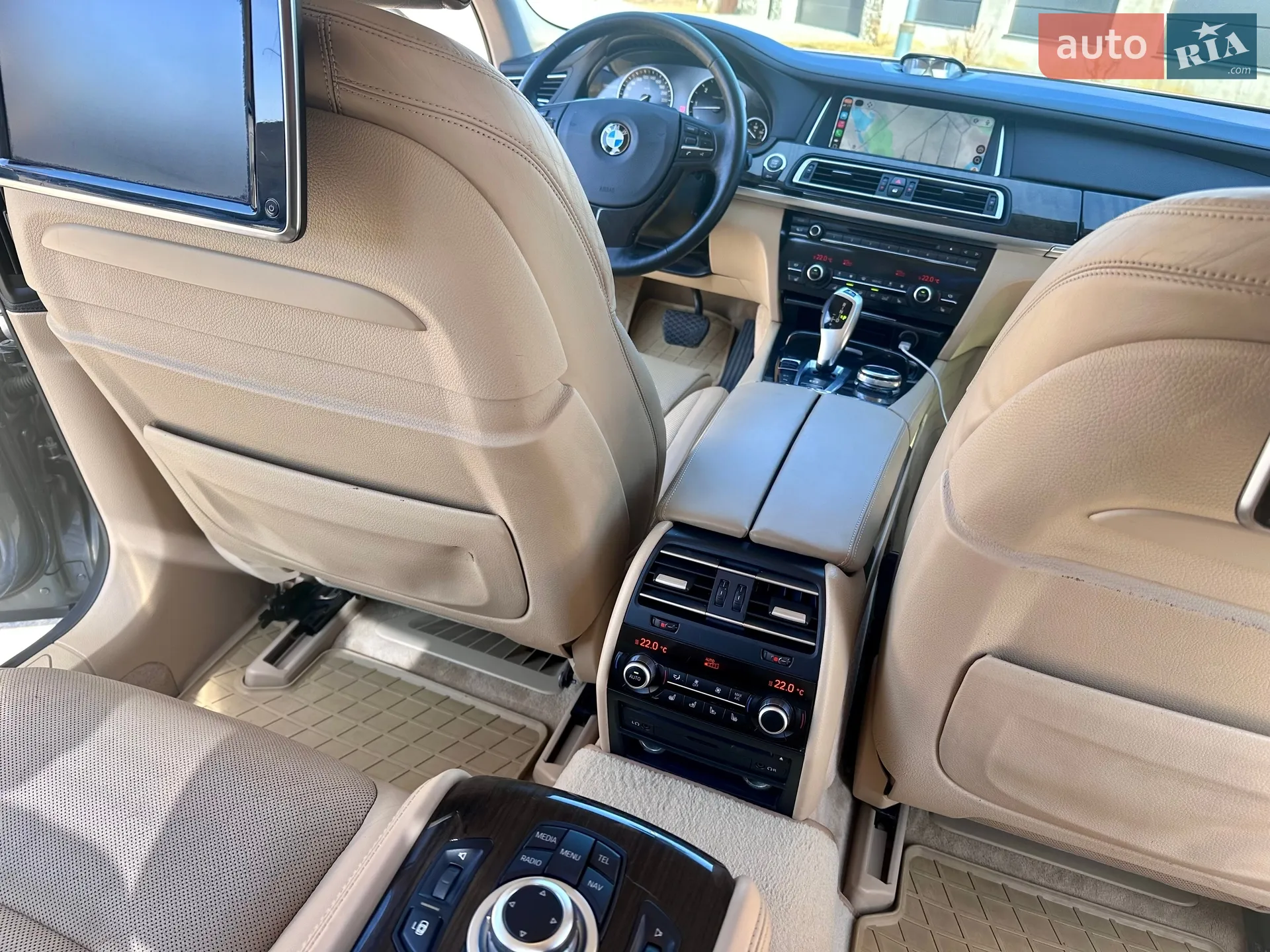 BMW 7 Series 2014 VIN WBAYC41090DZ77210 фото оголошення 14 з 15
